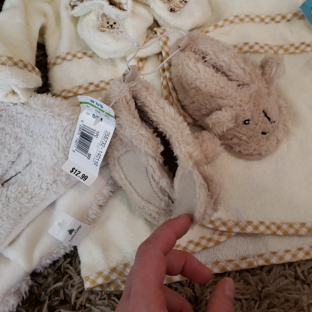 Nwt koala Baby bathrobe towel - Picture 5 of 6